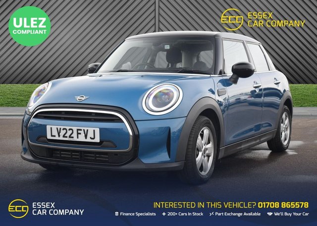 View our MINI Hatch 1.5 Cooper Classic Hatchback 5dr Petrol Steptronic Euro 6 (s/s) (136 ps)