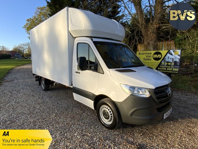 View our MERCEDES-BENZ SPRINTER