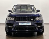 USED 2015 15 LAND ROVER RANGE ROVER 4.4 SD V8 Vogue SE SUV 5dr Diesel Auto 4WD Euro 5 (339 ps) Hosting a generous specification, Head up display, Sliding panoramic roof, Adaptive xenon led signature lights, full size spare, rear centre console, striking loire metallic blue, contrast ivory full leather interior complete service record
