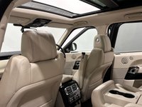 USED 2015 15 LAND ROVER RANGE ROVER 4.4 SD V8 Vogue SE SUV 5dr Diesel Auto 4WD Euro 5 (339 ps) Hosting a generous specification, Head up display, Sliding panoramic roof, Adaptive xenon led signature lights, full size spare, rear centre console, striking loire metallic blue, contrast ivory full leather interior complete service record