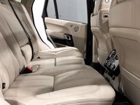 USED 2015 15 LAND ROVER RANGE ROVER 4.4 SD V8 Vogue SE SUV 5dr Diesel Auto 4WD Euro 5 (339 ps) Hosting a generous specification, Head up display, Sliding panoramic roof, Adaptive xenon led signature lights, full size spare, rear centre console, striking loire metallic blue, contrast ivory full leather interior complete service record