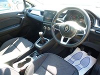 USED 2023 23 RENAULT CAPTUR 1.0 TCe techno SUV 5dr Petrol Manual Euro 6 (s/s) (90 ps) www.suffolkcarcentre.co.uk - Located at Reydon