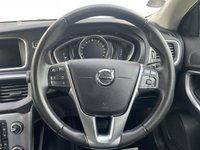 USED 2018 18 VOLVO V40 1.5 T3 Inscription Hatchback 5dr Petrol Auto Euro 6 (s/s) (152 ps) www.suffolkcarcentre.co.uk - Located at Reydon