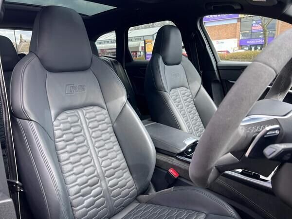 View our AUDI RS6 AVANT