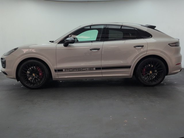 USED 2023 23 Porsche Cayenne 4.0 4.0t V8 Gts Coupe 5dr Petrol Tiptronics 4WD Euro 6 (s/S) (460 Ps) 5D Auto 454 BHP 21" Alloys+sport Mode