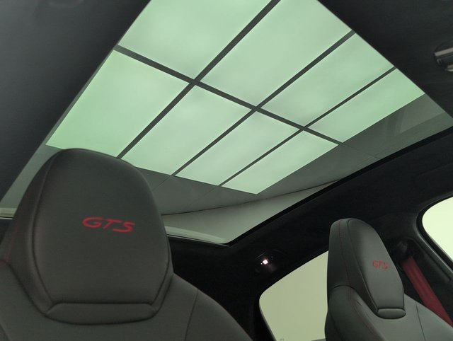 USED 2023 23 Porsche Cayenne 4.0 4.0t V8 Gts Coupe 5dr Petrol Tiptronics 4WD Euro 6 (s/S) (460 Ps) 5D Auto 454 BHP 21" Alloys+sport Mode