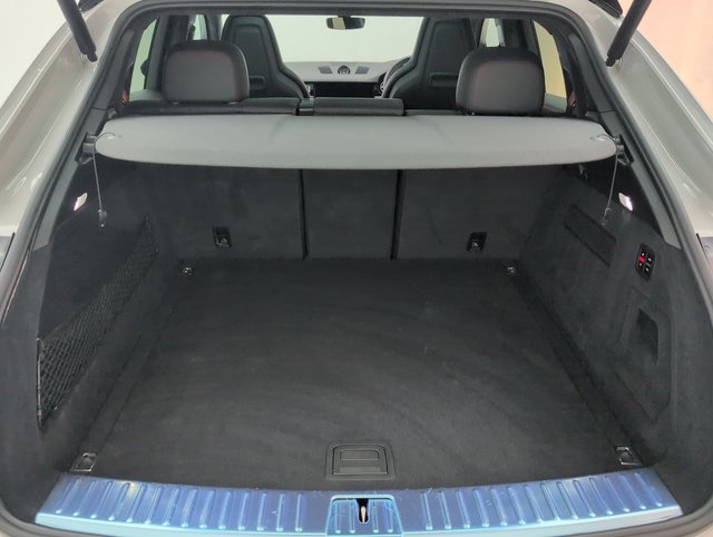 USED 2023 23 Porsche Cayenne 4.0 4.0t V8 Gts Coupe 5dr Petrol Tiptronics 4WD Euro 6 (s/S) (460 Ps) 5D Auto 454 BHP 21" Alloys+sport Mode