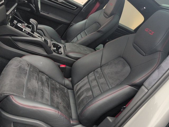 USED 2023 23 Porsche Cayenne 4.0 4.0t V8 Gts Coupe 5dr Petrol Tiptronics 4WD Euro 6 (s/S) (460 Ps) 5D Auto 454 BHP 21" Alloys+sport Mode