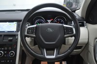 USED 2015 65 LAND ROVER DISCOVERY SPORT 2.0 TD4 HSE Luxury SUV 5dr Diesel Auto 4WD Euro 6 (s/s) (180 ps) Panoramic Roof, Satellite Navigation, &pound;8K Extras