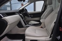 USED 2015 65 LAND ROVER DISCOVERY SPORT 2.0 TD4 HSE Luxury SUV 5dr Diesel Auto 4WD Euro 6 (s/s) (180 ps) Panoramic Roof, Satellite Navigation, &pound;8K Extras