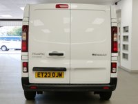 USED 2023 23 RENAULT TRAFIC 30 2.0 BLUEDCI 130 BHP LL LONG ADVANCE ( NO VAT ! ) JUST 5000 MILES | LONG WHEELBASE | NO VAT !