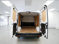 USED 2023 23 RENAULT TRAFIC 30 2.0 BLUEDCI 130 BHP LL LONG ADVANCE ( NO VAT ! ) JUST 5000 MILES | LONG WHEELBASE | NO VAT !