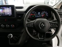 USED 2023 23 RENAULT TRAFIC 30 2.0 BLUEDCI 130 BHP LL LONG ADVANCE ( NO VAT ! ) JUST 5000 MILES | LONG WHEELBASE | NO VAT !