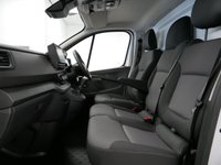 USED 2023 23 RENAULT TRAFIC 30 2.0 BLUEDCI 130 BHP LL LONG ADVANCE ( NO VAT ! ) JUST 5000 MILES | LONG WHEELBASE | NO VAT !