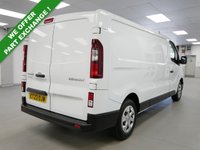 USED 2023 23 RENAULT TRAFIC 30 2.0 BLUEDCI 130 BHP LL LONG ADVANCE ( NO VAT ! ) JUST 5000 MILES | LONG WHEELBASE | NO VAT !
