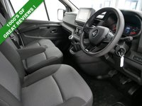 USED 2023 23 RENAULT TRAFIC 30 2.0 BLUEDCI 130 BHP LL LONG ADVANCE ( NO VAT ! ) JUST 5000 MILES | LONG WHEELBASE | NO VAT !