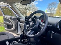 USED 2016 16 MINI COUNTRYMAN 1.6 Cooper SUV 5dr Petrol Auto Euro 6 (122 ps) ULEZ Compliant Mini Automatic With Over &pound;7000 Of Optional Equipment !