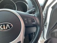 USED 2016 16 KIA VENGA 1.6 3 MPV 5dr Petrol Manual Euro 6 (s/s) (123 bhp) Sat Nav, Air Conditioning