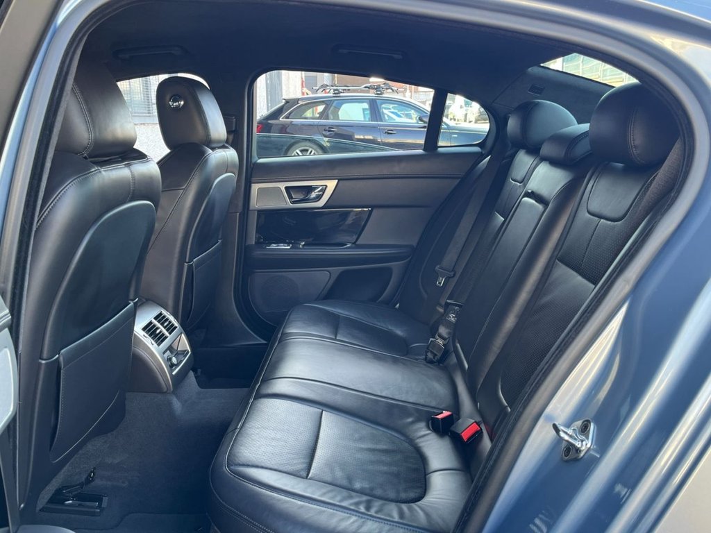 USED 2014 63 JAGUAR XF 3.0d S V6 Portfolio Saloon 4dr Diesel Auto Euro 5 (s/s) (275 ps) 