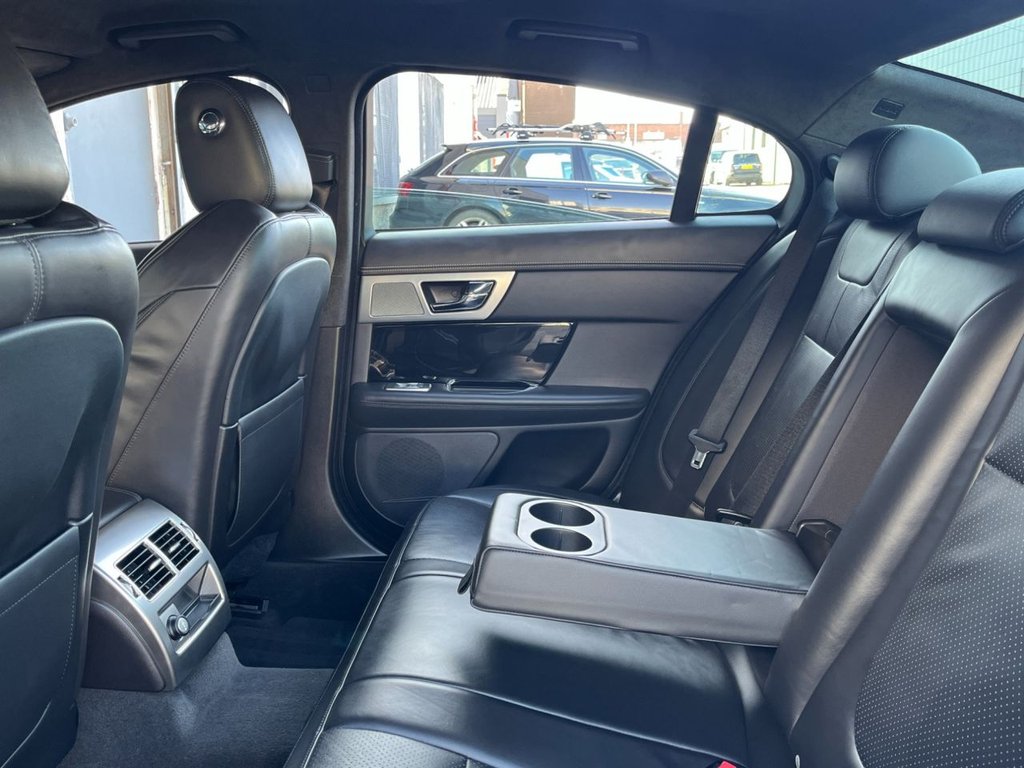 USED 2014 63 JAGUAR XF 3.0d S V6 Portfolio Saloon 4dr Diesel Auto Euro 5 (s/s) (275 ps) 