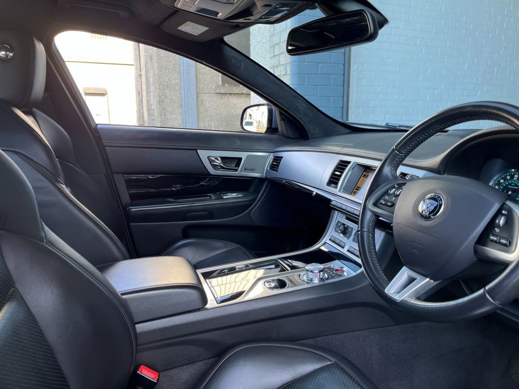 USED 2014 63 JAGUAR XF 3.0d S V6 Portfolio Saloon 4dr Diesel Auto Euro 5 (s/s) (275 ps) 