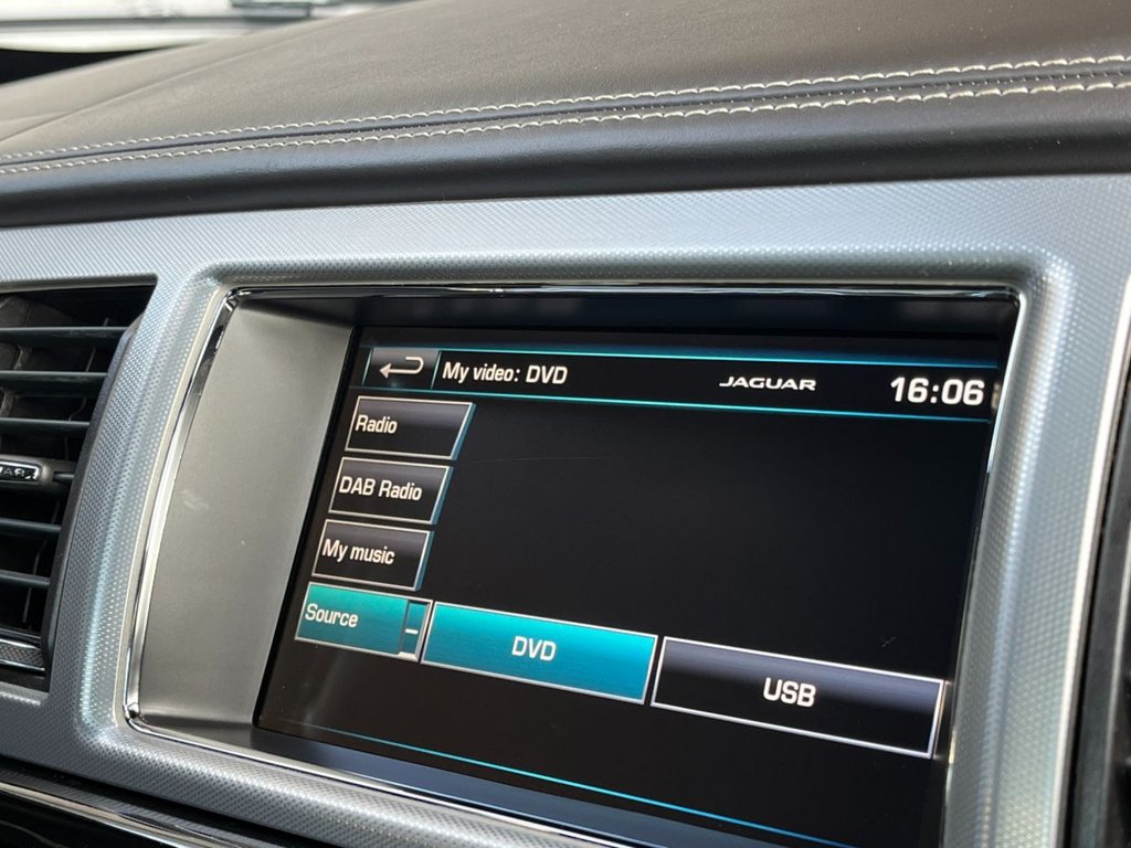 USED 2014 63 JAGUAR XF 3.0d S V6 Portfolio Saloon 4dr Diesel Auto Euro 5 (s/s) (275 ps) 