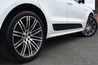 USED 2014 64 PORSCHE MACAN 3.0 TD V6 S SUV 5dr Diesel PDK 4WD Euro 6 (s/s) (258 ps) PAN ROOF / BOSE / CARBON
