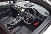 USED 2014 64 PORSCHE MACAN 3.0 TD V6 S SUV 5dr Diesel PDK 4WD Euro 6 (s/s) (258 ps) PAN ROOF / BOSE / CARBON