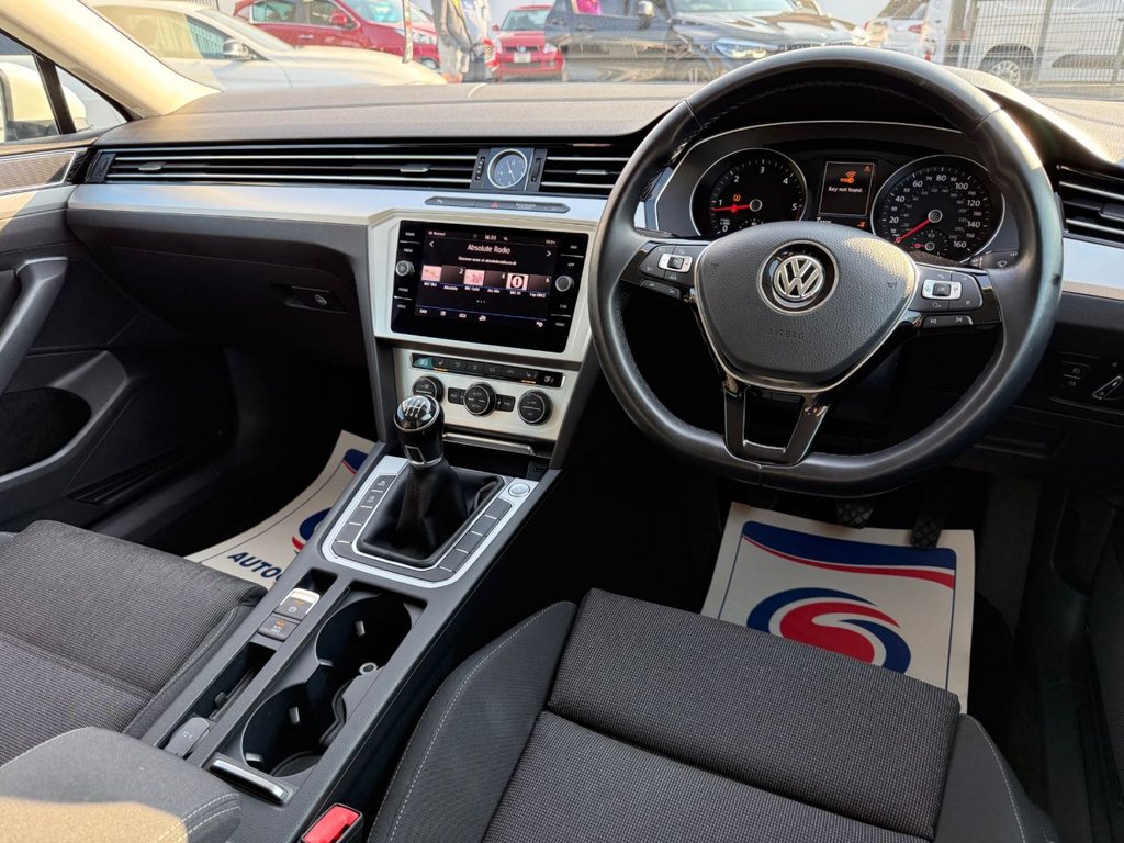 USED 2018 18 VOLKSWAGEN PASSAT 2.0 TDI SE Business Estate 5dr Diesel Manual Euro 6 (s/s) (150 ps) NAV / CRUISE / HTD SEATS / ULEZ