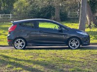 USED 2009 58 FORD FIESTA 1.6 Zetec S Hatchback 3dr Petrol Manual (139 g/km, 118 bhp) 