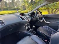 USED 2009 58 FORD FIESTA 1.6 Zetec S Hatchback 3dr Petrol Manual (139 g/km, 118 bhp) 