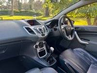 USED 2009 58 FORD FIESTA 1.6 Zetec S Hatchback 3dr Petrol Manual (139 g/km, 118 bhp) 