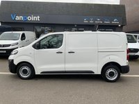 USED 2022 22 VAUXHALL VIVARO 1.5 Turbo D 2900 Dynamic Panel Van 6dr Diesel Manual L1 H1 Euro 6 (s/s) (100 ps) AIR CON. PARKING SENSORS. BLUETOOTH