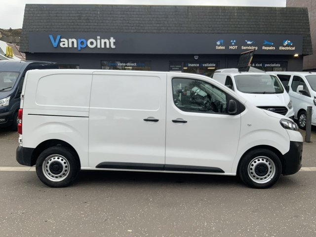 2022 Vauxhall Vivaro 1.5L Dynamic 6dr - Photo 8