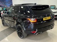 USED 2018 68 LAND ROVER RANGE ROVER SPORT 3l 5d  AUTO  394 BHP CARBON PACK + BLUE LEATHER INT + PAN SUNROOF + RARE 3.0L PETROL V6!!
