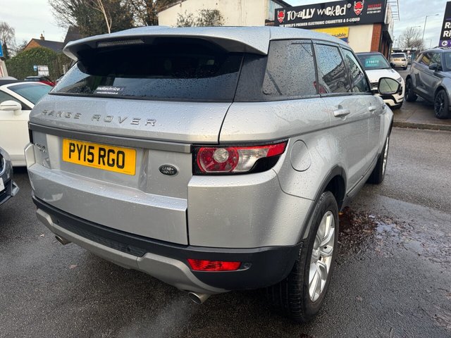 2015 Land Rover Range Rover Evoque 2.2L Pure Tech 5dr - Photo 11