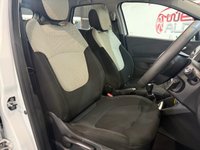 USED 2019 69 RENAULT CAPTUR 0.9 TCe ENERGY Iconic SUV 5dr Petrol Manual Euro 6 (s/s) (90 ps) Euro 6, 2 keys, climate, NAV, DAB