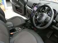USED 2021 70 MINI COUNTRYMAN 1.5 10kWh Cooper SE Classic SUV 5dr Petrol Plug-in Hybrid Auto ALL4 Euro 6 (s/s) (222 ps) SAT NAV HEATED SEATS CRUISE CONTROL PARKING SENSORS 1 OWNER SERVICE HISTORY WARRANTY