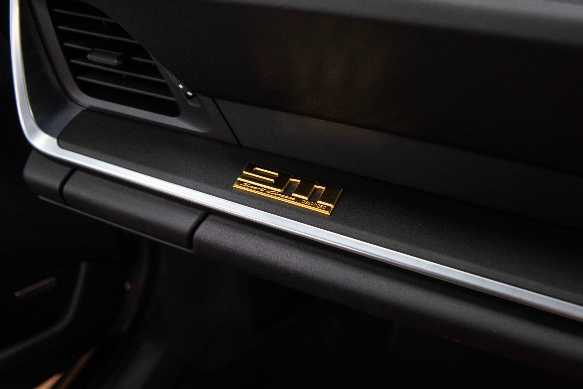 USED 2023 72 PORSCHE 911 3.7T 992 Sport Classic 