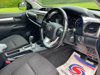 USED 2018 67 TOYOTA HI-LUX 2.4 D-4D Invincible Pickup Double Cab 4dr Diesel Auto 4WD Euro 6 (TSS, 3.5t) (150 ps) * REVERSING CAMERA * * BLUETOOTH