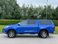 USED 2018 67 TOYOTA HI-LUX 2.4 D-4D Invincible Pickup Double Cab 4dr Diesel Auto 4WD Euro 6 (TSS, 3.5t) (150 ps) * REVERSING CAMERA * * BLUETOOTH