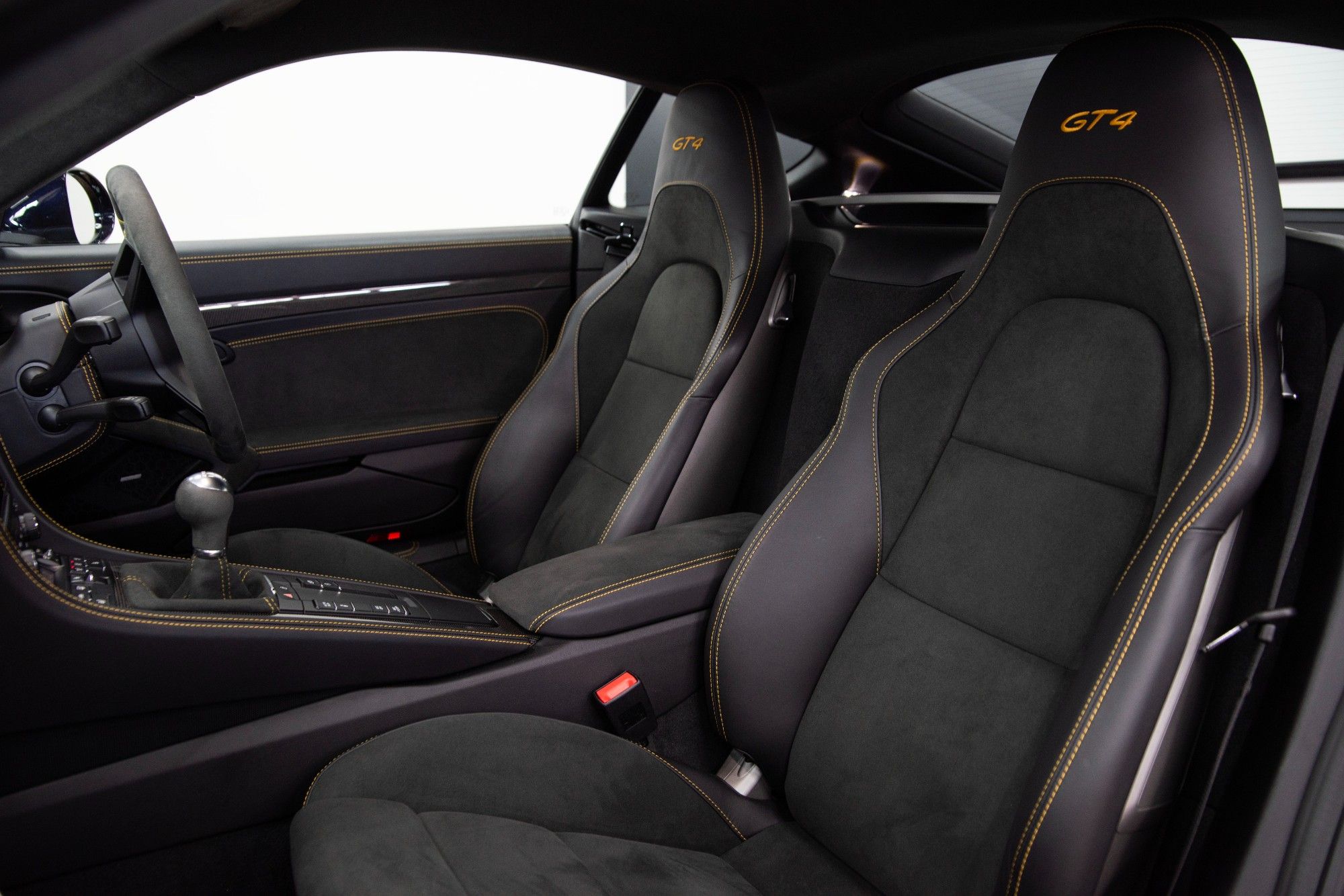 USED 2022 72 PORSCHE 718 CAYMAN 4.0 GT4 