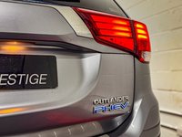 USED 2019 19 MITSUBISHI OUTLANDER 2.4h TwinMotor 13.8kWh 4h SUV 5dr Petrol Plug-in Hybrid CVT 4WD Euro 6 (s/s) (209 ps) 