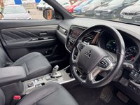 USED 2019 19 MITSUBISHI OUTLANDER 2.4h TwinMotor 13.8kWh 4h SUV 5dr Petrol Plug-in Hybrid CVT 4WD Euro 6 (s/s) (209 ps) 