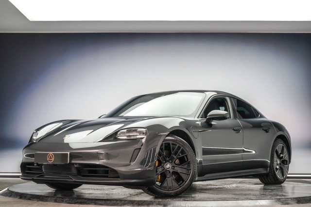 2021 21 Porsche Taycan Performance Plus 93.4kWh Saloon 4dr Electric Auto RWD (476 ps)