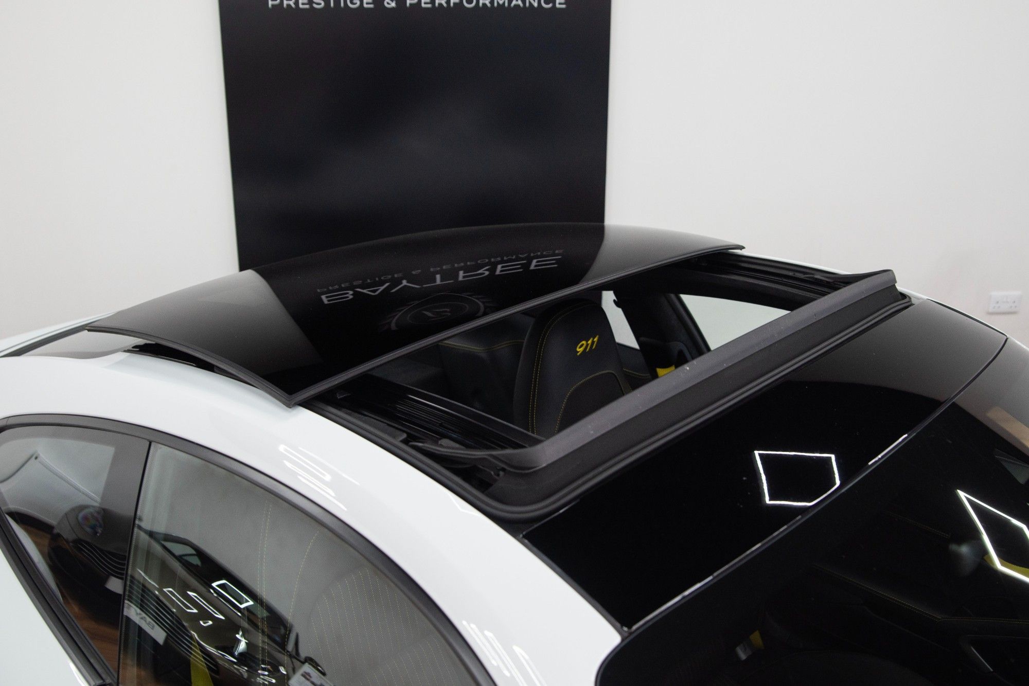 USED 2018 68 PORSCHE 911 3.0T 991 Carrera T  