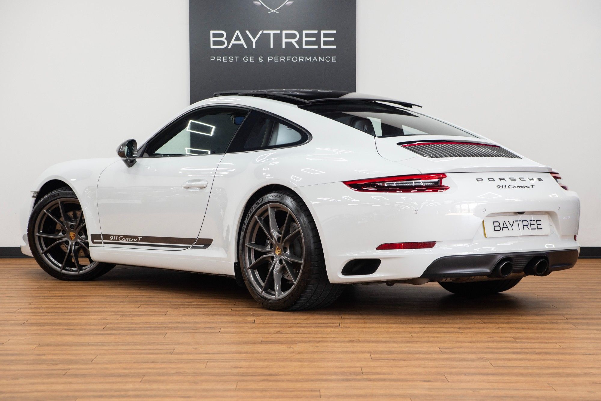 USED 2018 68 PORSCHE 911 3.0T 991 Carrera T  
