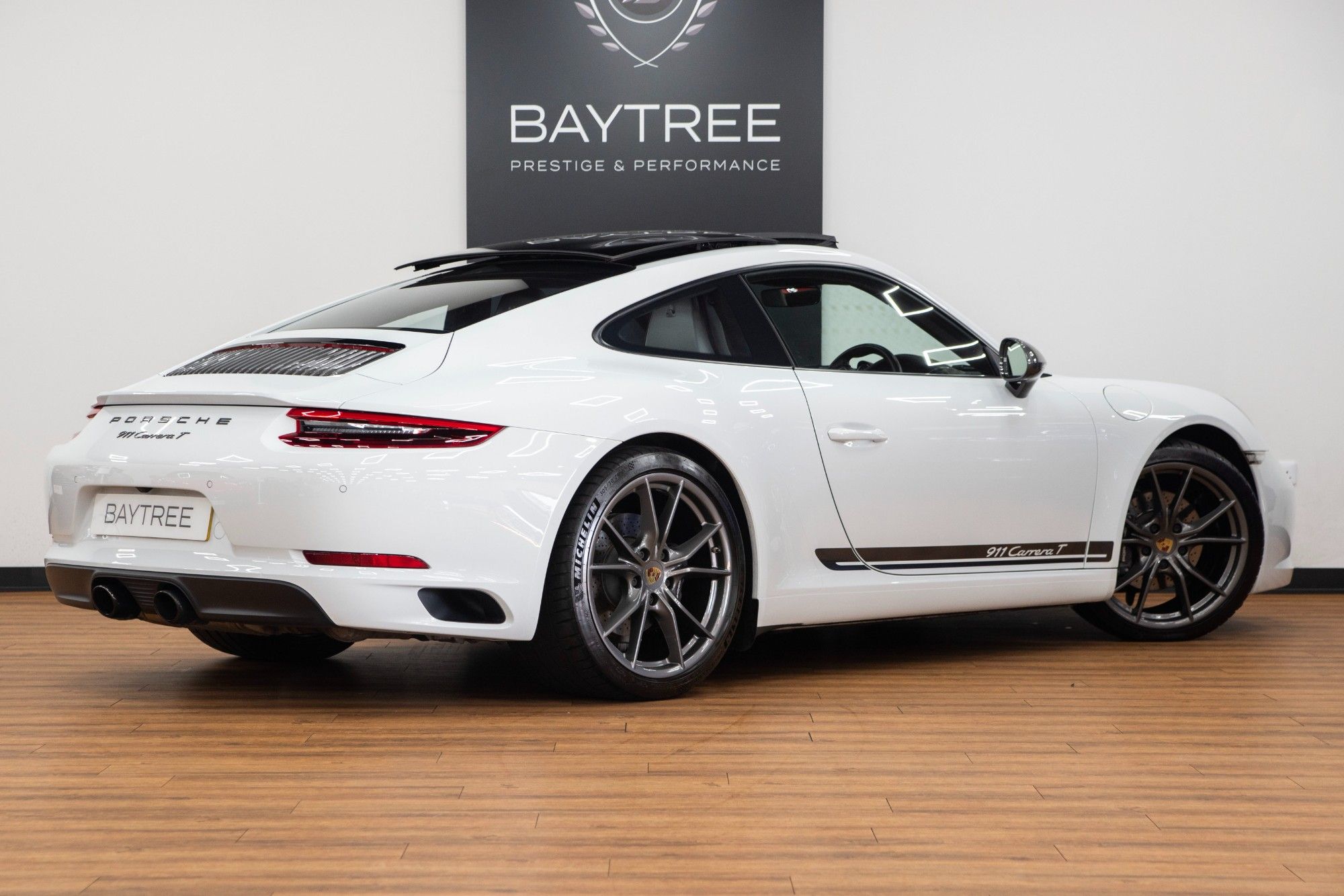 USED 2018 68 PORSCHE 911 3.0T 991 Carrera T  