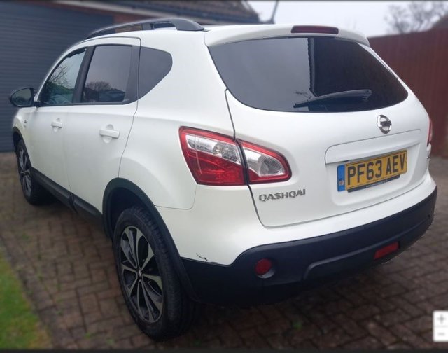 View our NISSAN QASHQAI