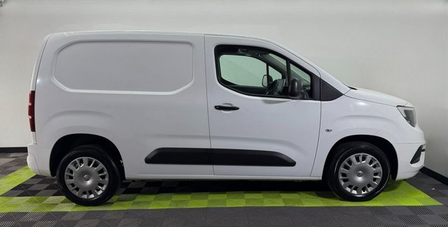 2020 VAUXHALL COMBO - Photo 8